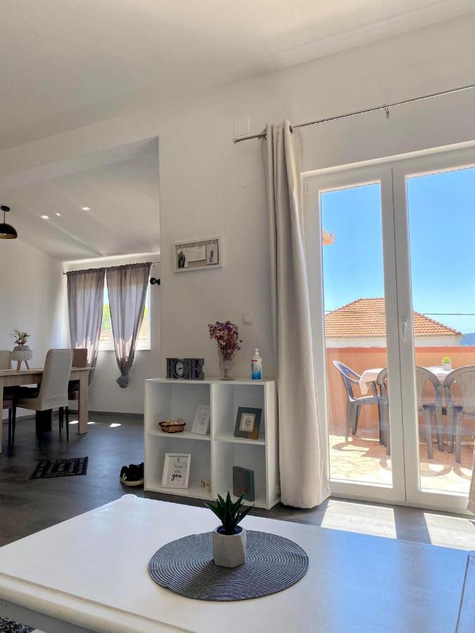 Apartman Ritta บีโอกราดนาโมรู ภายนอก รูปภาพ